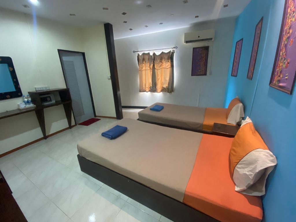 Postel nebo postele na pokoji v ubytování Pak Klong Room for rent