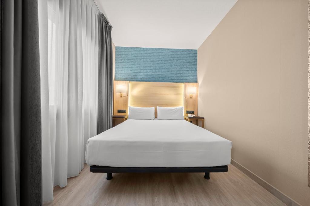 Hotel Zentral Ramiro I Oviedo - Salle De L ' économie