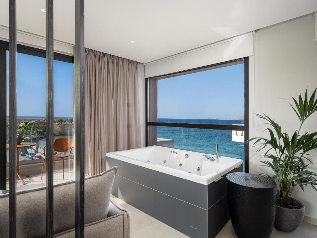 Theta Boutique Hotel - 1