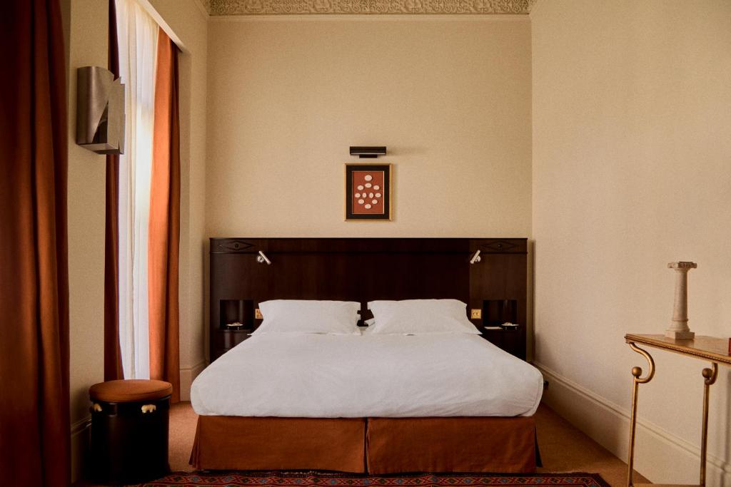 Grand Hotel Bellevue London - Resim 2