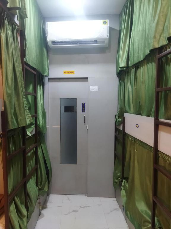 Fotografie z fotogalerie ubytování Noor Dormitory Sakinaka v Bombaji