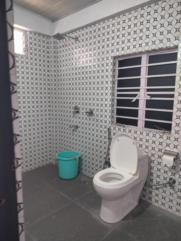 Koupelna v ubytování Bethesda Dheem Stay