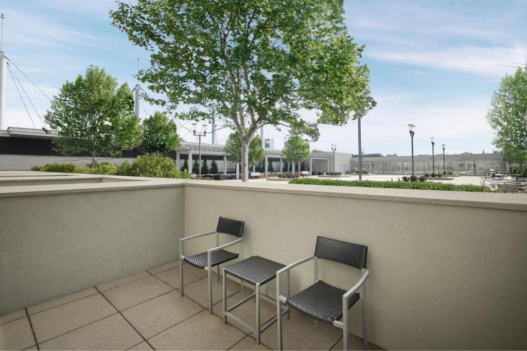 Courtyard by Marriott Erie Bayfront - Chambre Queen Avec Deux Lits Queen Et Vue De Cour