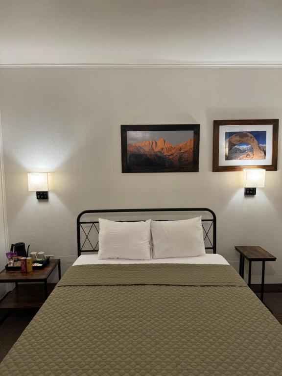 Eastern Sierra Motor Lodge - Salle De Reine Standard