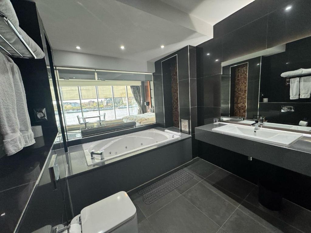 Rafayel Hotel & Spa - Emperor Suite