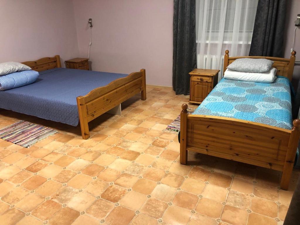Rooms near the station - Family Room With Private Bathroom