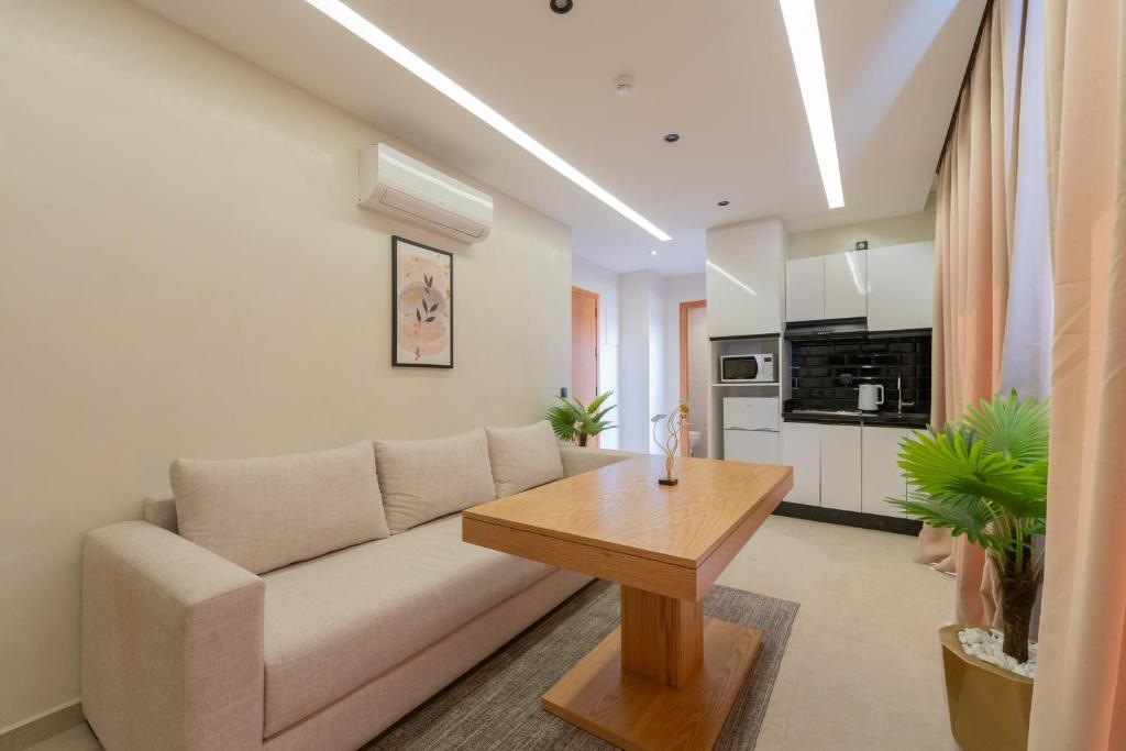 Kuchyň nebo kuchyňský kout v ubytování Appart Hôtel Rambla