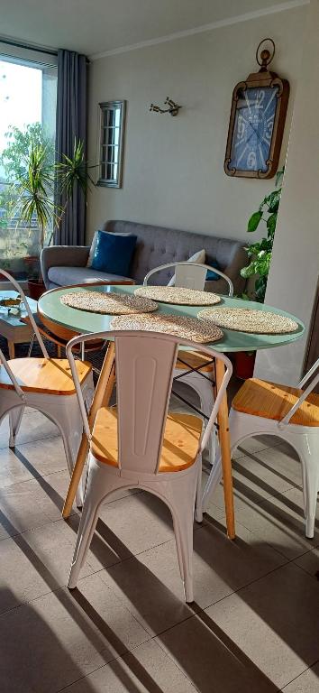 Posezení v ubytování Excelente Habitación en Centro de Santiago