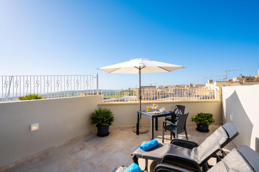 Ta' Dun Martin and taz-Zija Bed and Breakfast - 12