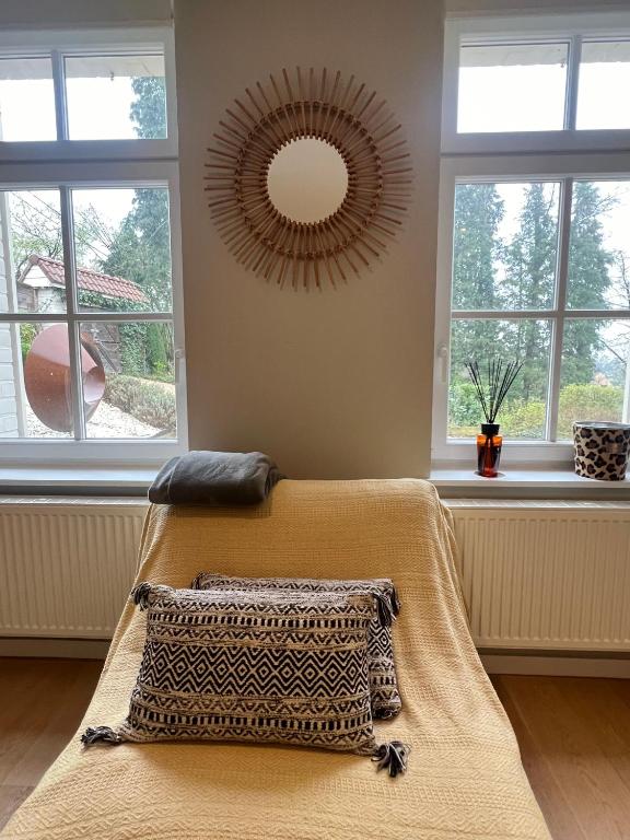Postel nebo postele na pokoji v ubytování Bois de Hal