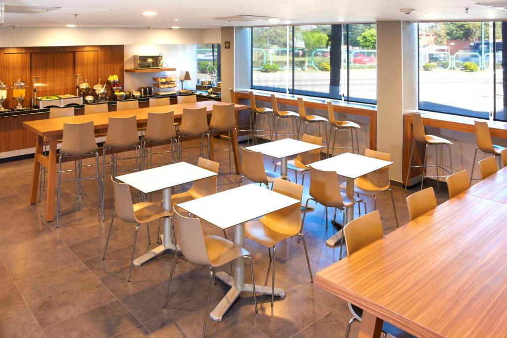 Restaurace v ubytování City Express by Marriott Queretaro