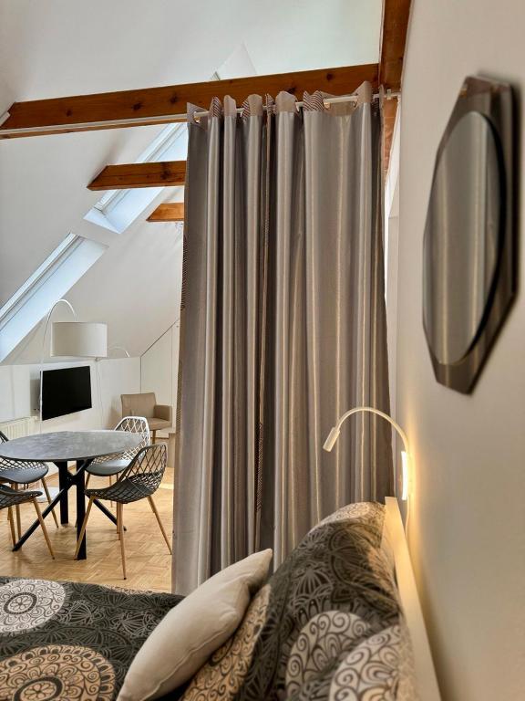 ParkSide by BestChoice - Self Check-in with Parking Option - 13