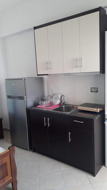 Kuchyň nebo kuchyňský kout v ubytování VILLA SILVI KSAMiL