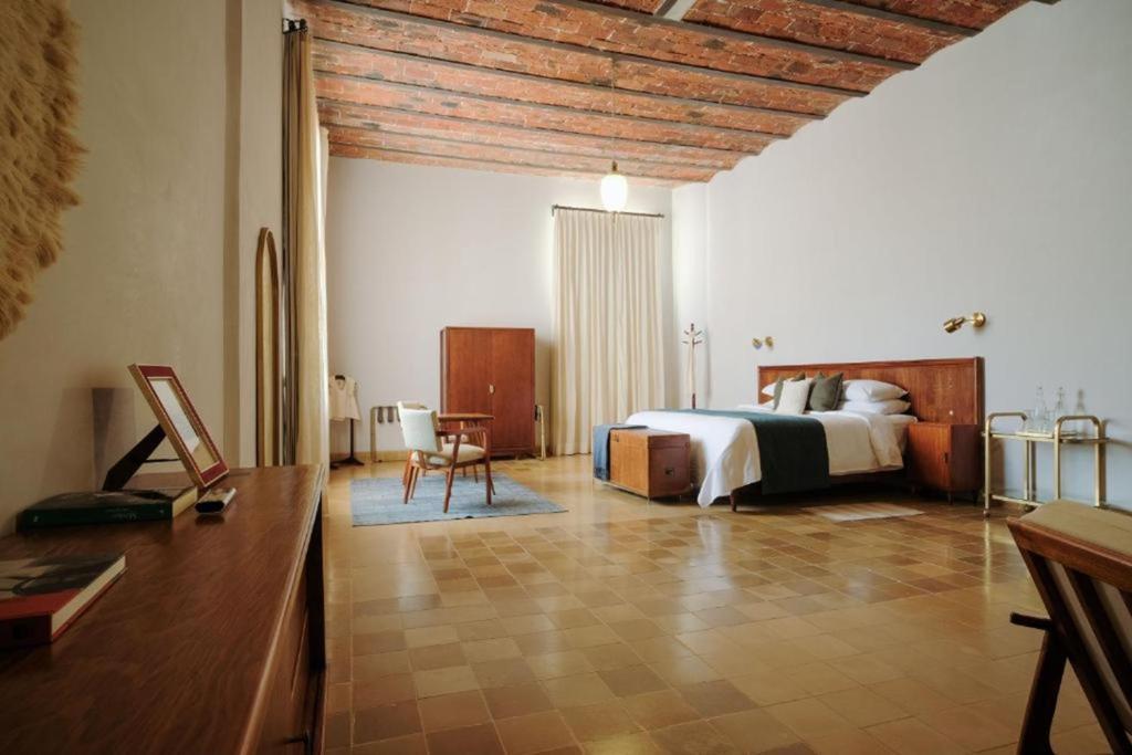 Hotel Hércules - Suite Lit King-Size