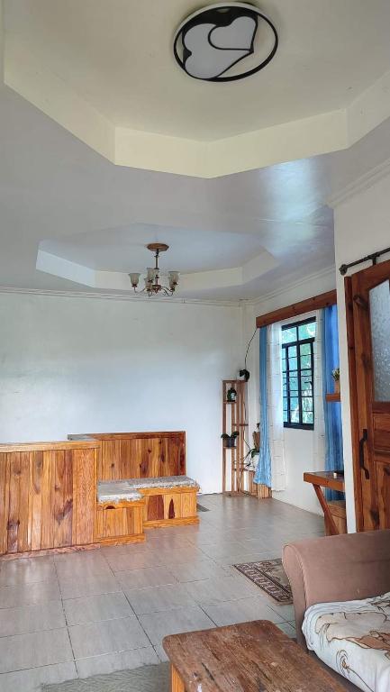 Posezení v ubytování Mavy's Maligcong Homestay