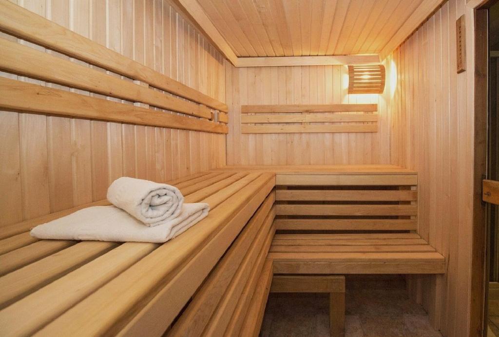 Postel nebo postele na pokoji v ubytování AMBER HOTEL Bavaria