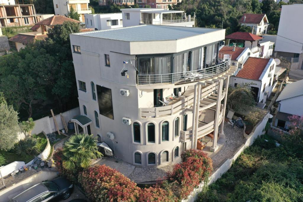 Budova, kde se apartmán nachází