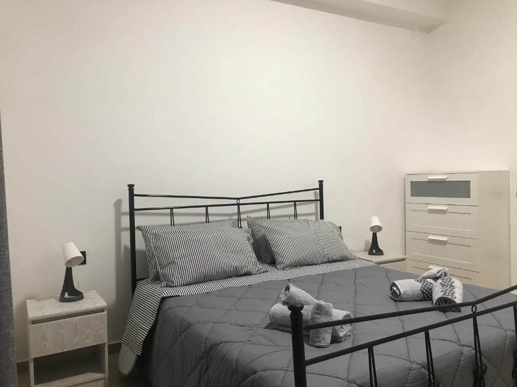 Postel nebo postele na pokoji v ubytování Charming apartment in Ribera with mountain view – 40.2 m²