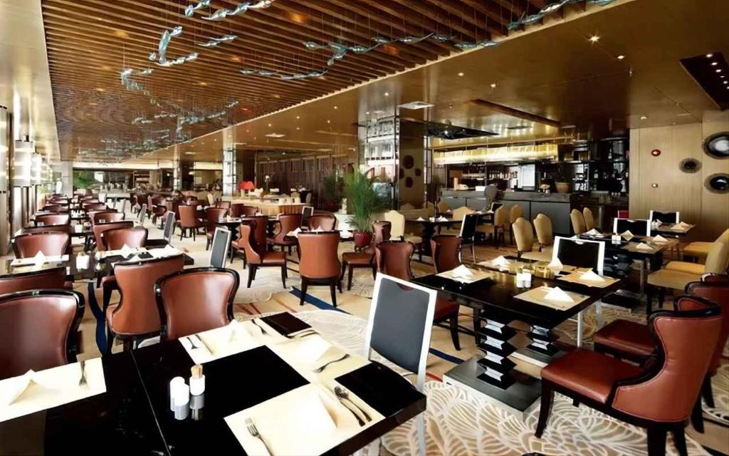 Restaurace v ubytování JingLai Bushe Hotel Bund Nanjing West Road Shanghai