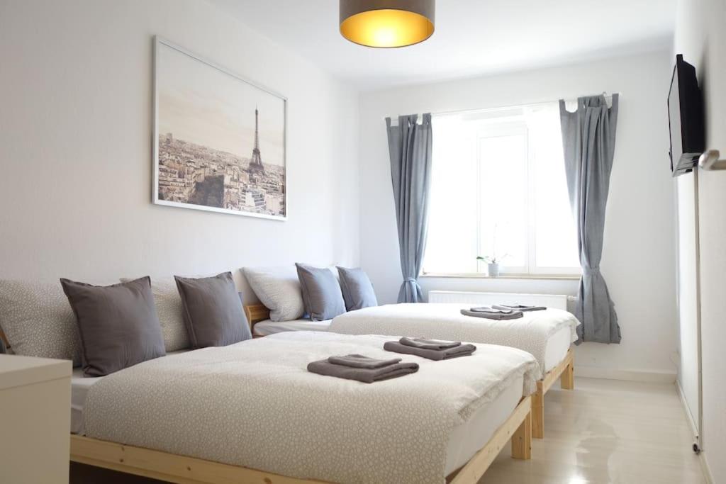 Cosy Apt. w/ spacious in Neustadt, Dresden Precios