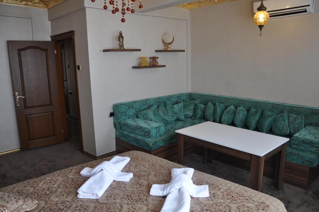 The Pashas House - Two-Bedroom Suite
