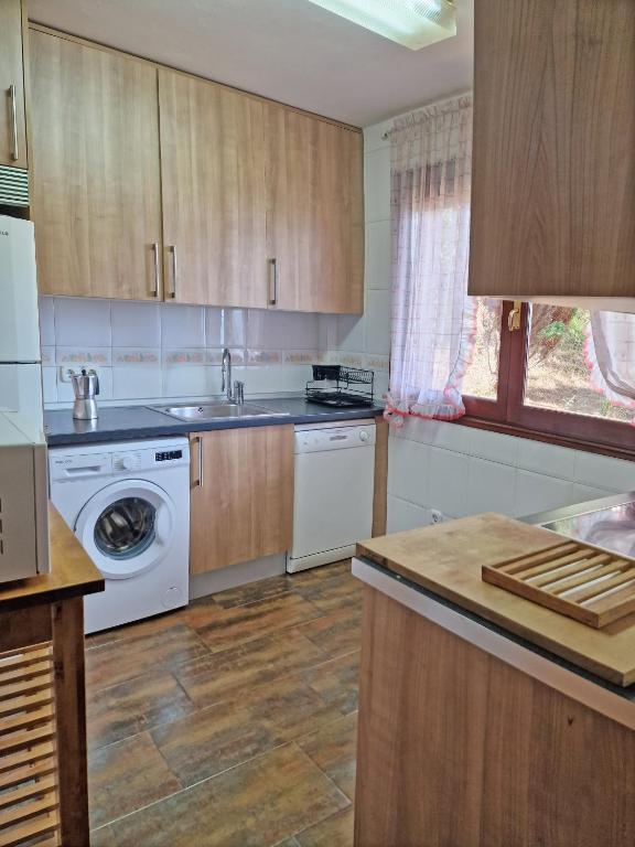 Kuchyňa alebo kuchynka v ubytovaní Villa Rural Cantabria