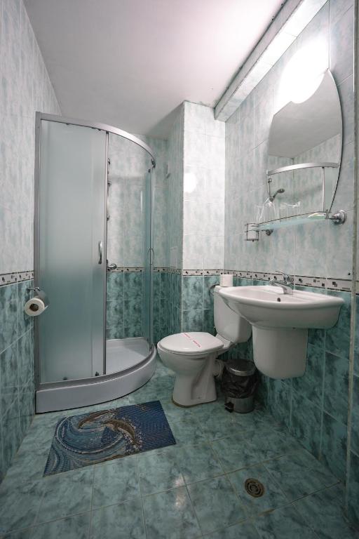 Koupelna v ubytování Hotel Varvara