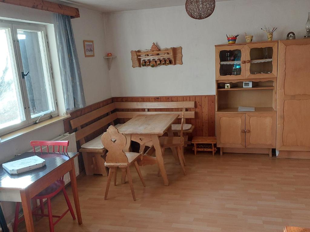 Fotografie z fotogalerie ubytování Chata na Poskle u lesa s výhledem v Hutisku