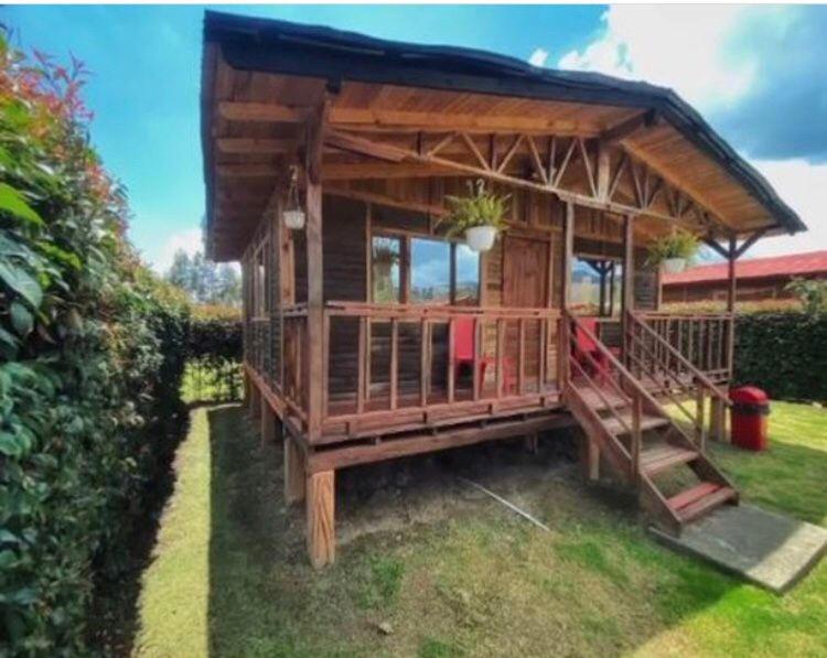 Zahrada ubytování CABAÑAS VILLA INES DE SUESCA