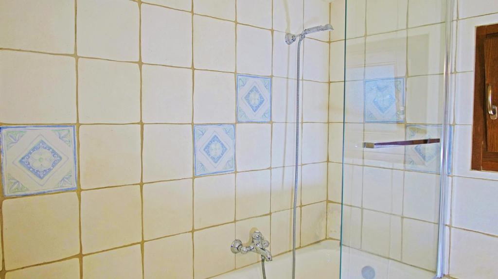 A bathroom at Apollo Beach House