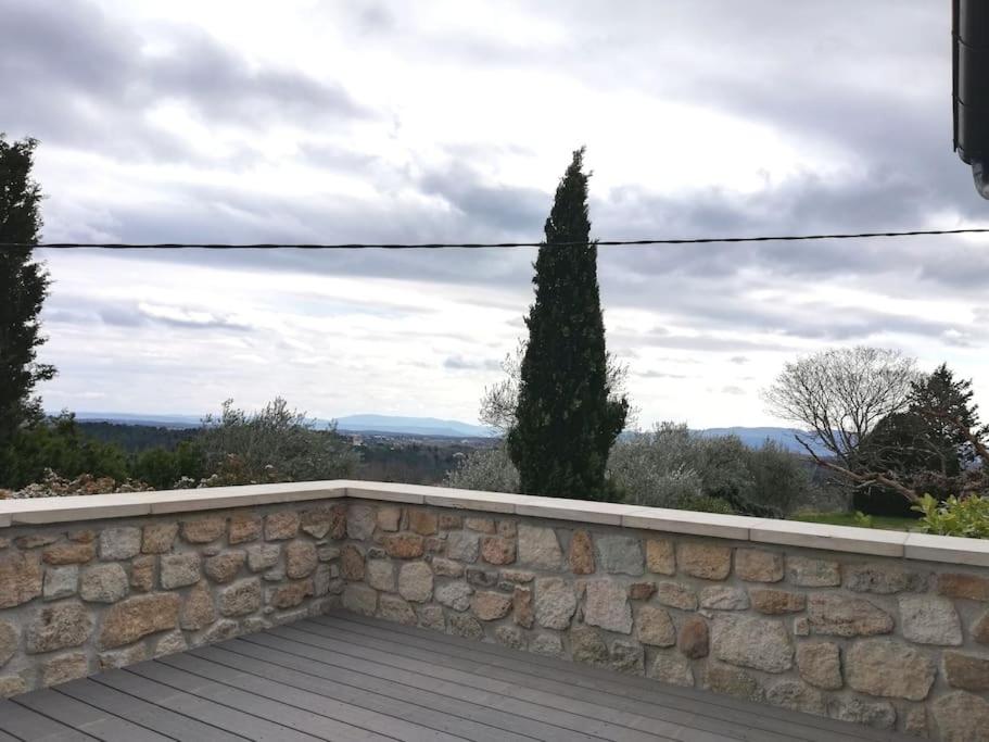 Φωτογραφία από το άλμπουμ του L'oustalou σε Saint-Genest-de-Bauzon