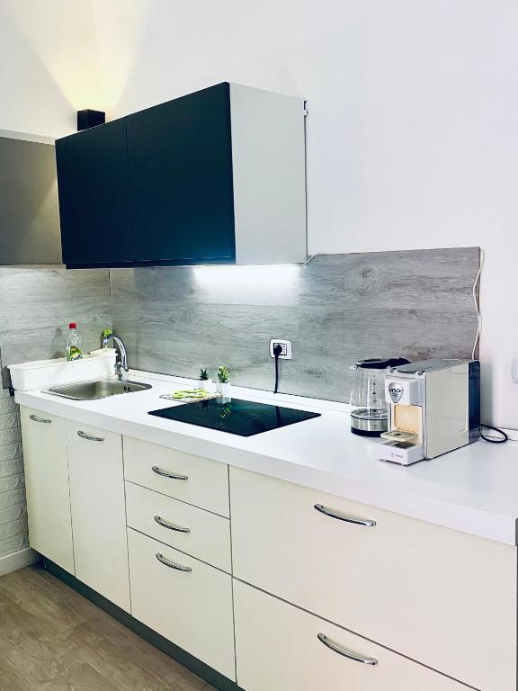 Magda House & Parking - 12