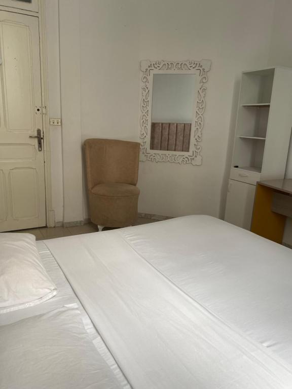 Postel nebo postele na pokoji v ubytování Lafayette Private 2-Bedroom Apartment