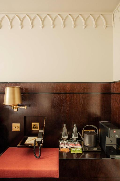 Grand Hotel Bellevue London - Resim 39