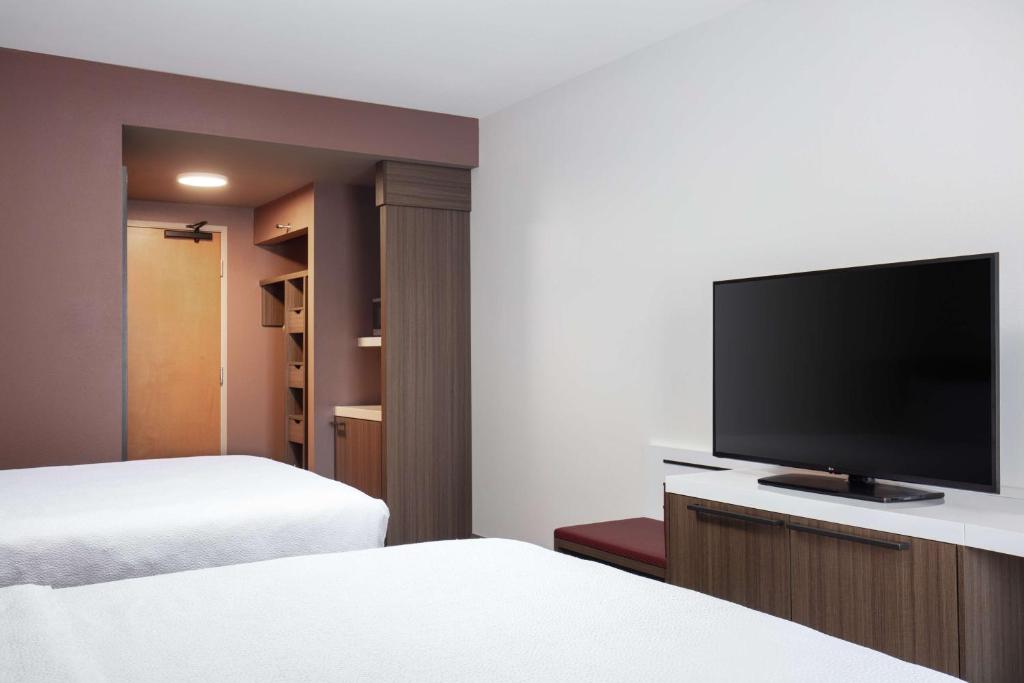 Hilton Garden Inn Kalispell photo