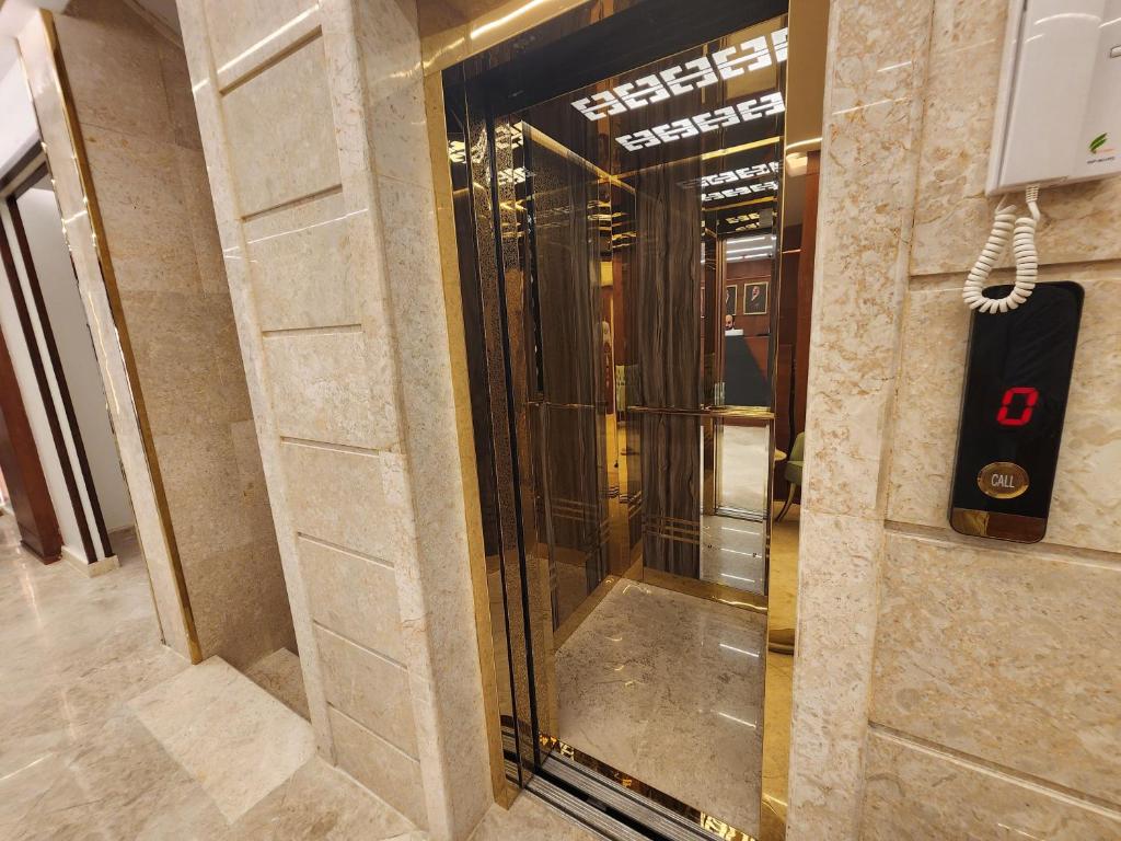 Fotografie z fotogalerie ubytování فندق كنف الشرائع - kanaf hotel Ash Sharāʼi v destinaci Ash Sharāʼi‘