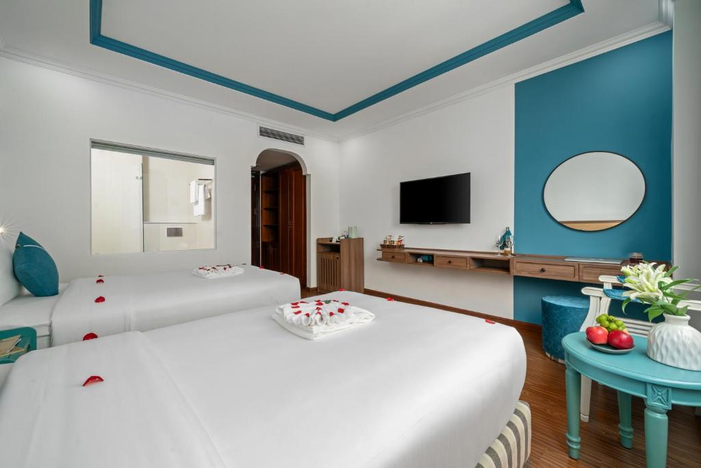 Phòng Deluxe 3 Người Nhìn Ra Góc Biển