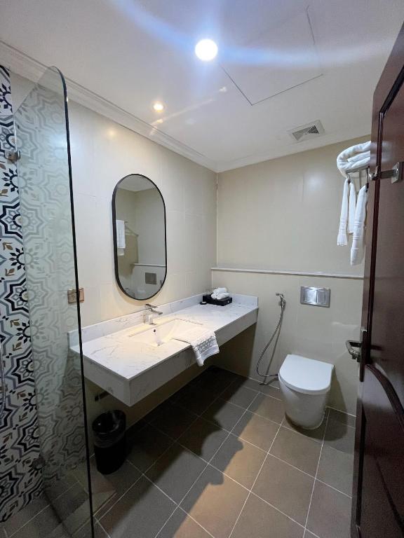 Phòng Deluxe 3 Người Nhìn Ra Góc Biển