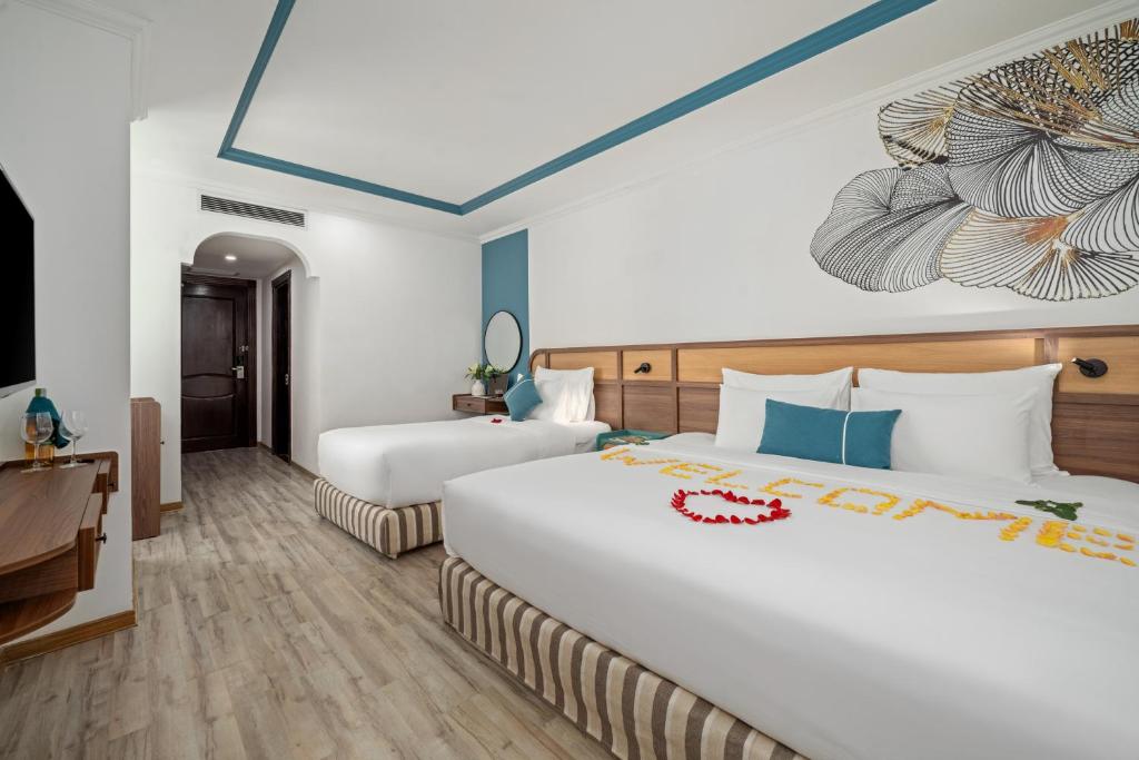Phòng Deluxe 3 Người Nhìn Ra Góc Biển