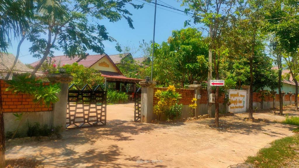 Zahrada ubytování Mabuhay Guesthouse Kampot
