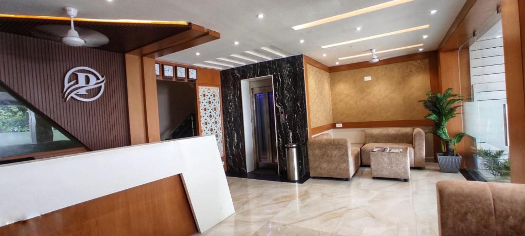 Posezení v ubytování The Parion Business Class Hotel