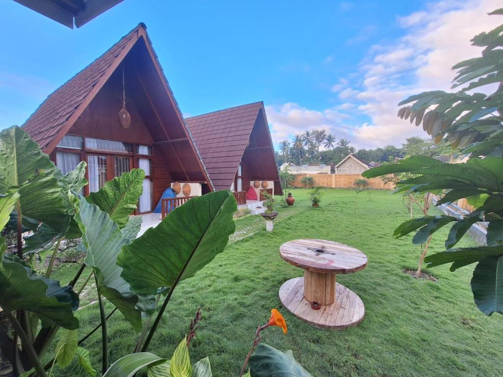 Carasti Bungalows