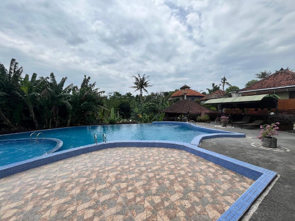 Bazén v ubytování Belvilla 93805 Queen Villa Near Bali Zoo nebo v jeho okolí