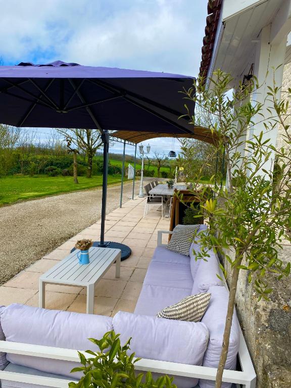 Zahrada ubytování Le Petit Bleu Chambre d'hôtes