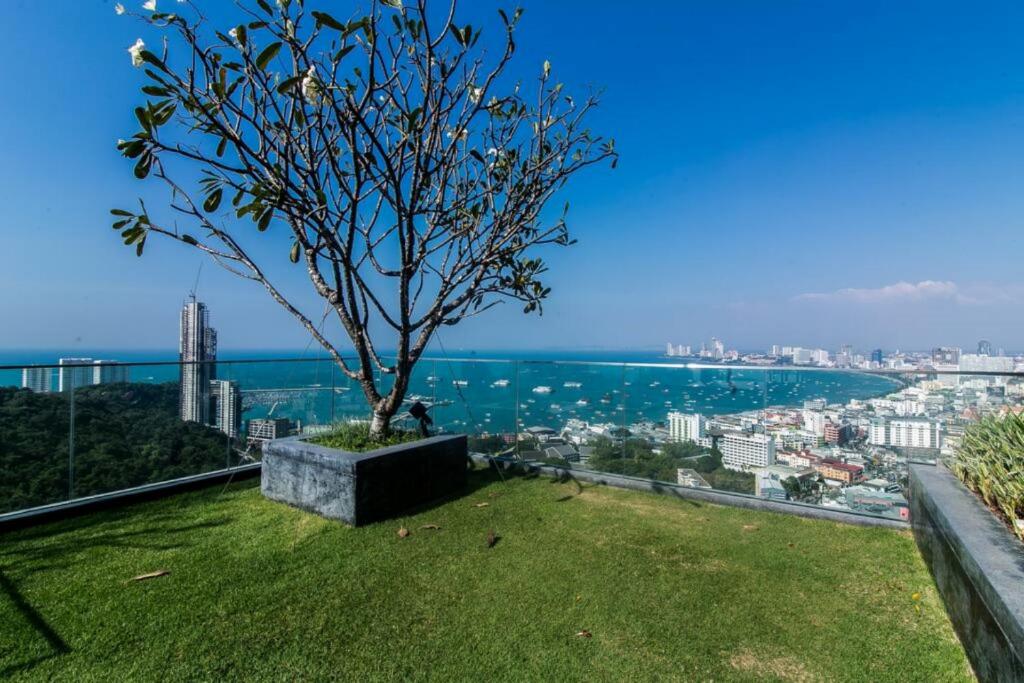 Fotografie z fotogalerie ubytování unixx city ​​center high floor amazing sea view05 v destinaci Pattaya South