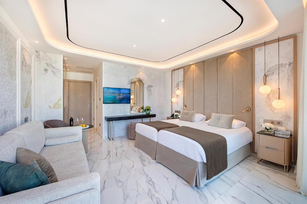 Adams Beach Hotel & Spa - 