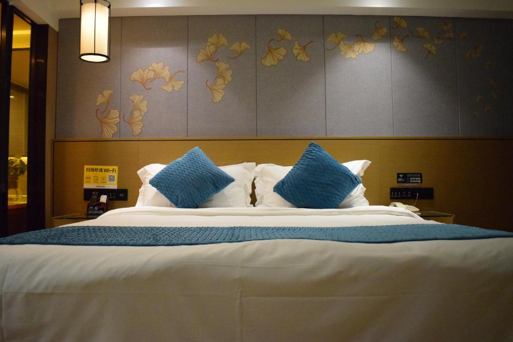 Orange Tree International Hotel Zhujiang New Town Huacheng Sqaure Branch - Free Shuttle Bus to Canton Fair Complex During Canton Fair Period - Stad View Balkon King Room