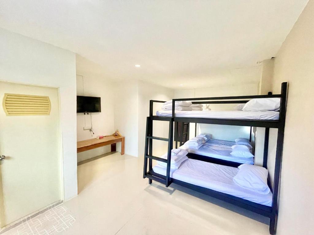 
Family Suite with Balcony
