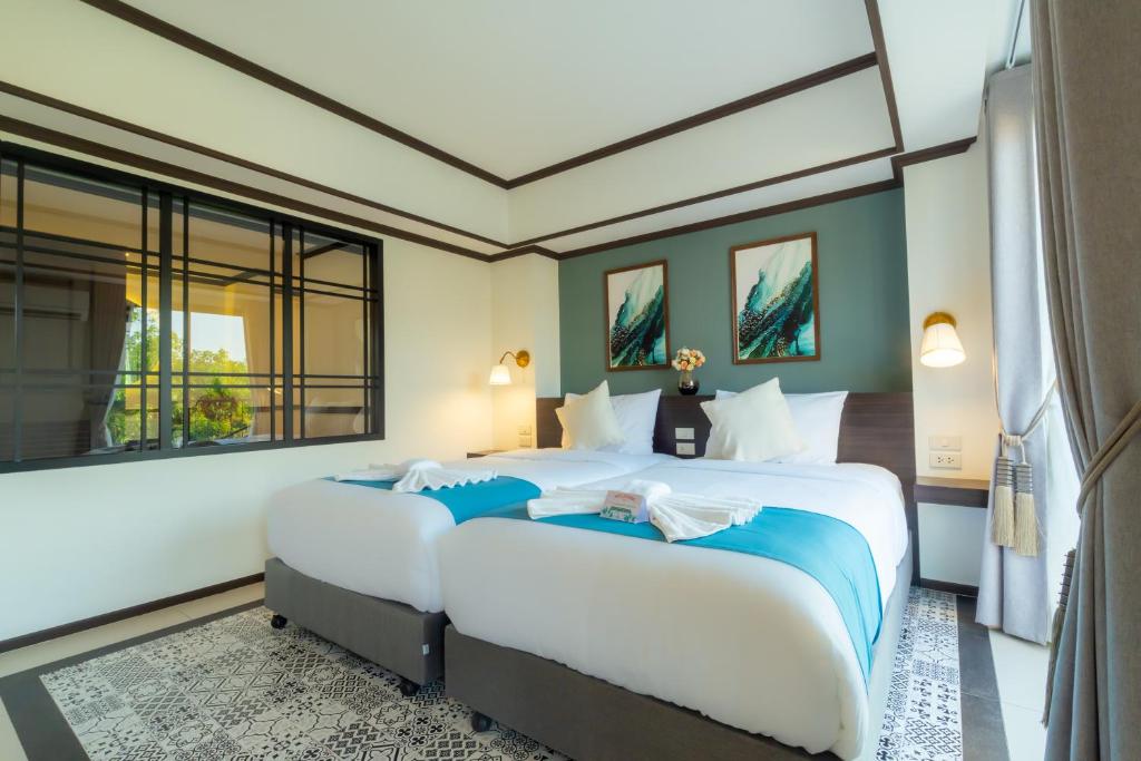 
Twin Room with Balcony
