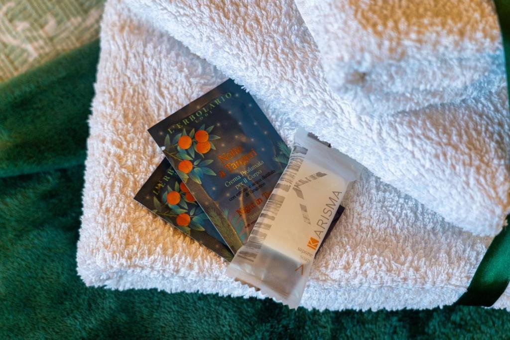 La Dimora nell'Anfiteatro Superior room and apartment Self check in Elevator Air Conditioning - 13